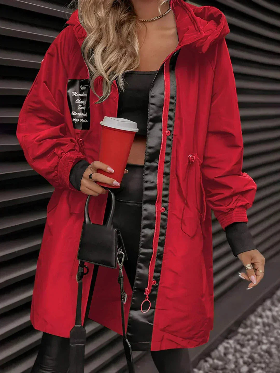 Chaqueta de mujer con capucha y manga larga