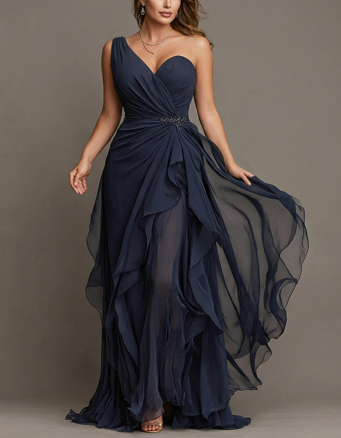 Vestido largo de gasa azul marino con hombros descubiertos