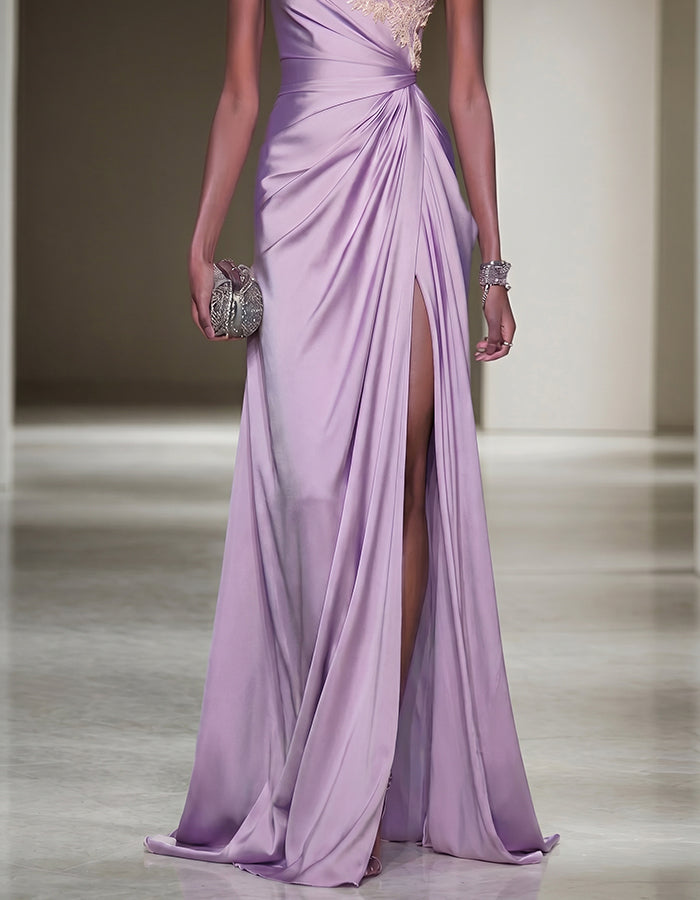 Vestido largo malva de un hombro con aplique