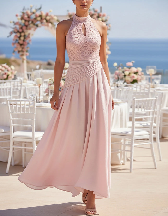 Vestido largo de chifón rosa con encaje
