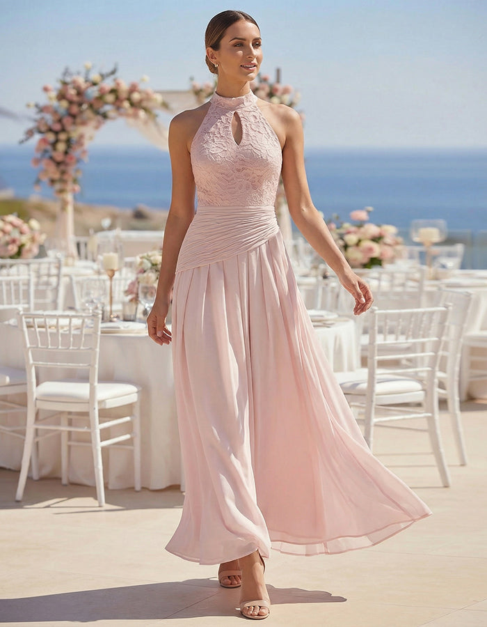 Vestido largo de chifón rosa con encaje