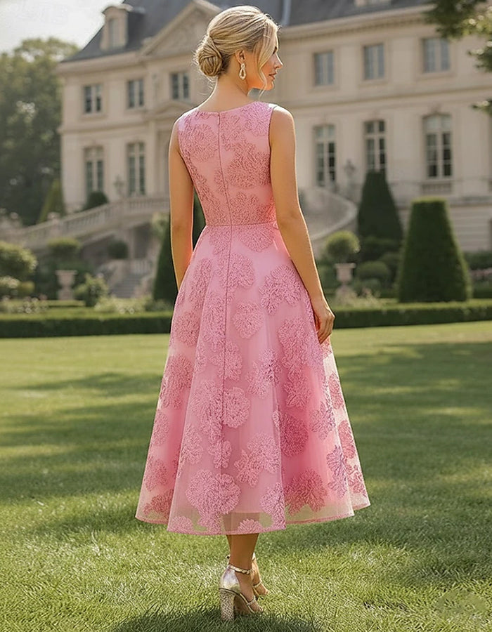 Vestido midi sin mangas en color rosa