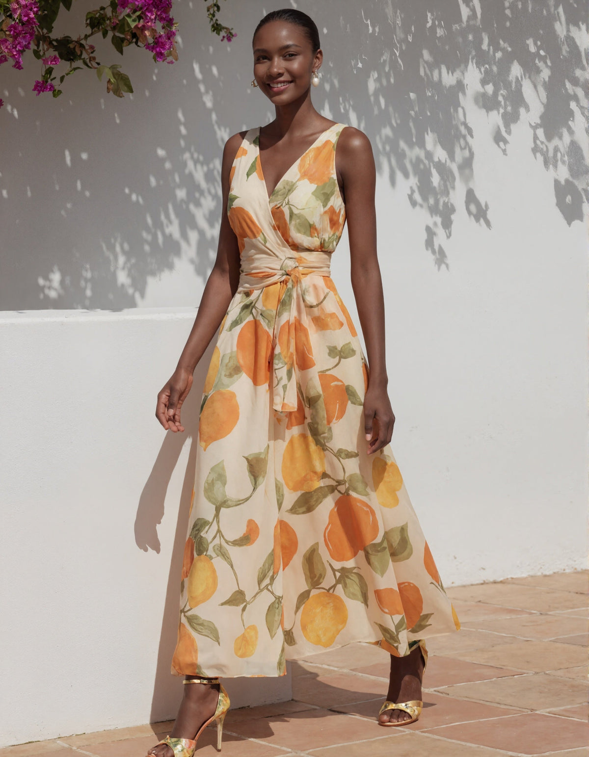 Vestido largo cruzado de gasa con estampado de cítricos