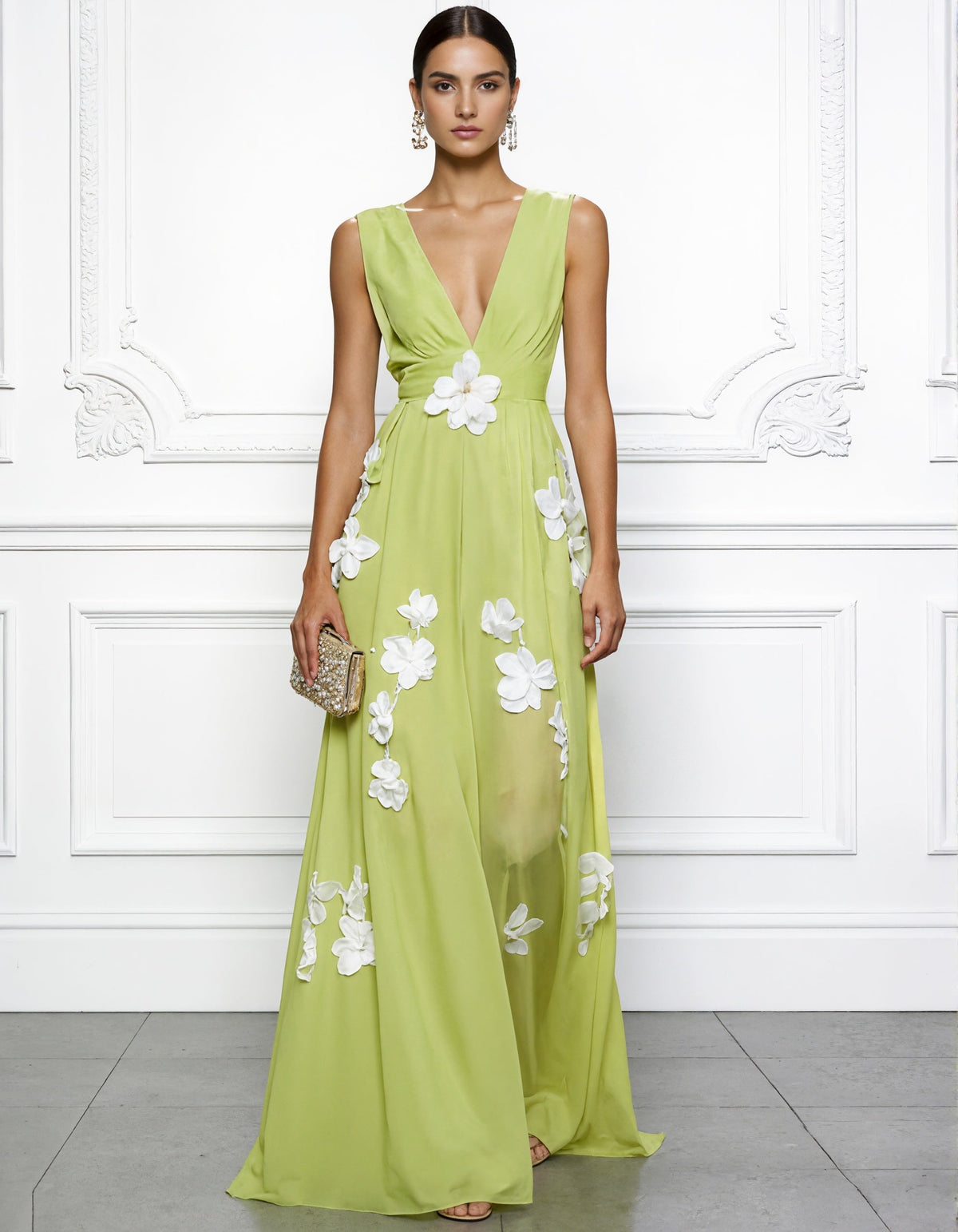 Vestido largo de gasa verde amarilla con escote en v