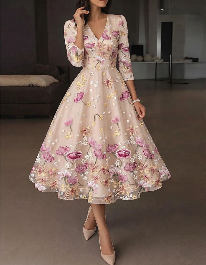 Vestido midi escote en V con bordado floral