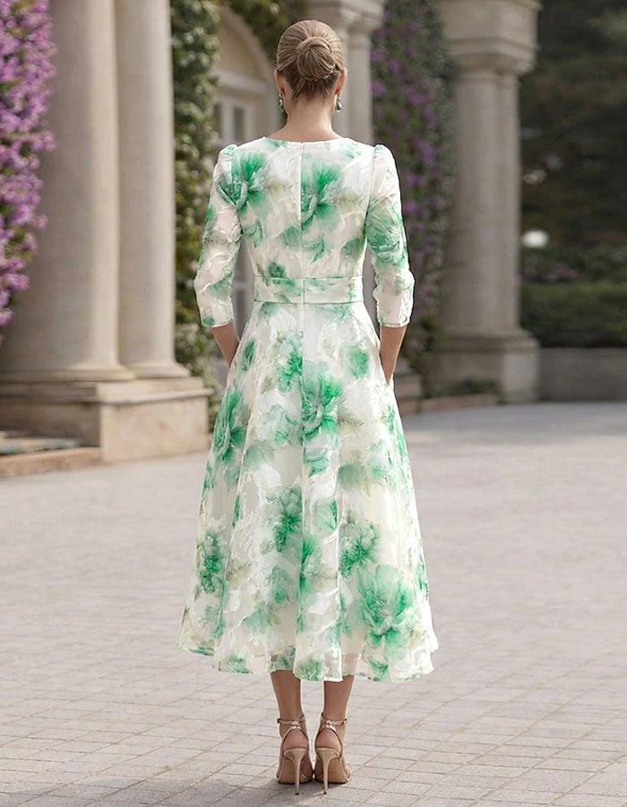 Vestido midi cruzado de flores acuareladas rosa