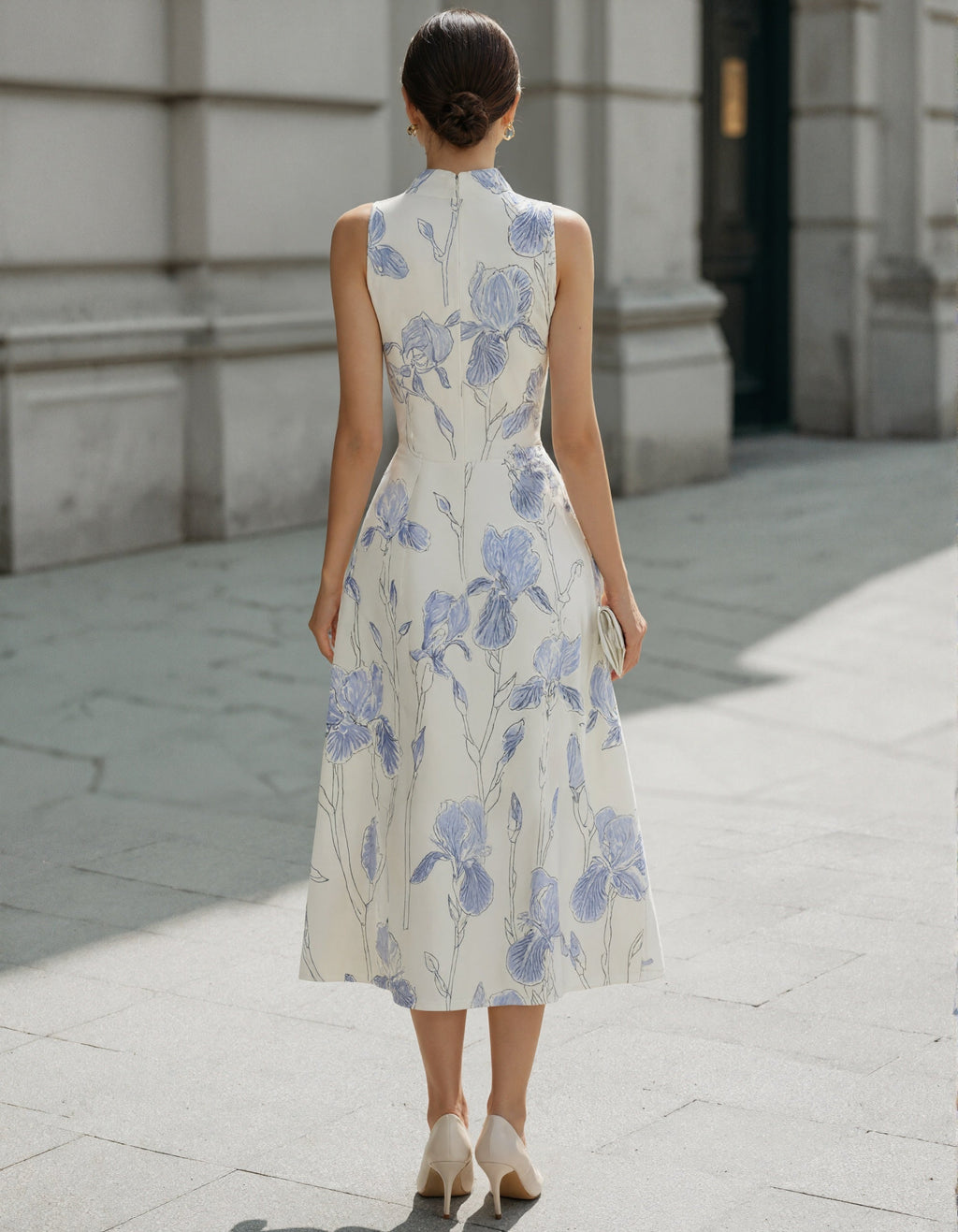 Vestido midi crudo con estampado de iris