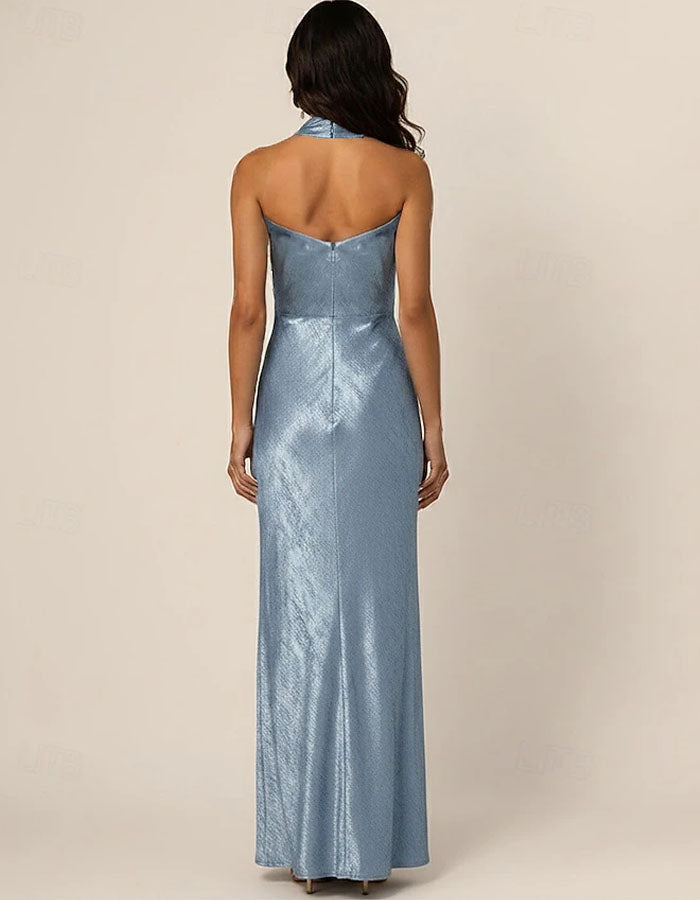 Vestido largo con cuello halter y espalda descubierta