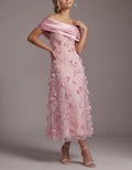 Vestido largo rosa de hombros descubiertos con flores 3D