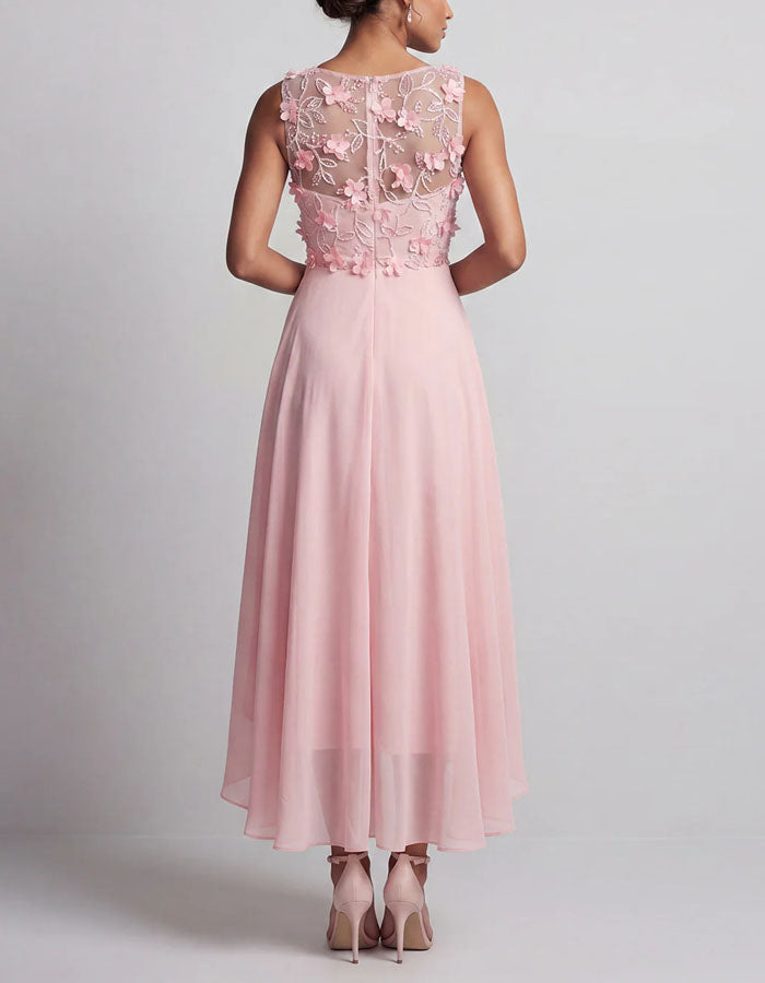 Vestido midi de chifón con aplicaciones florales
