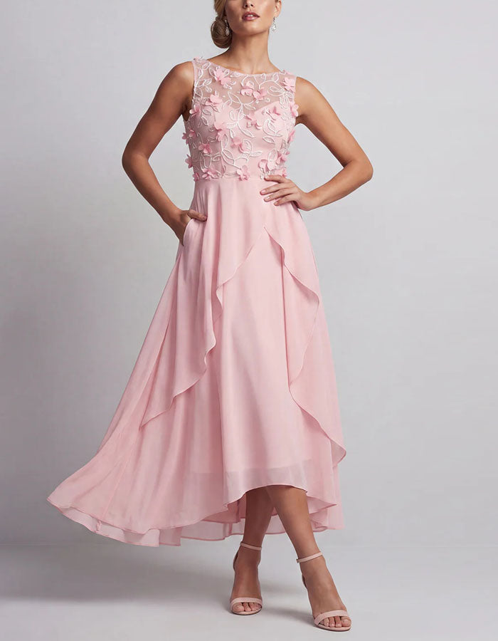 Vestido midi de chifón con aplicaciones florales