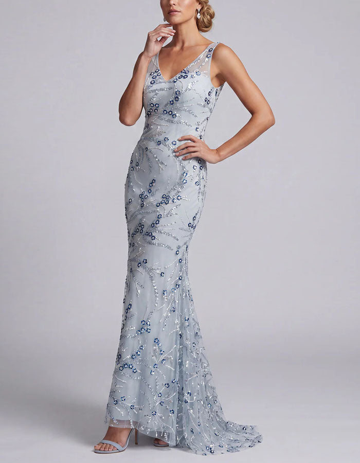 Vestido largo de tul con lentejuelas florales azul celeste