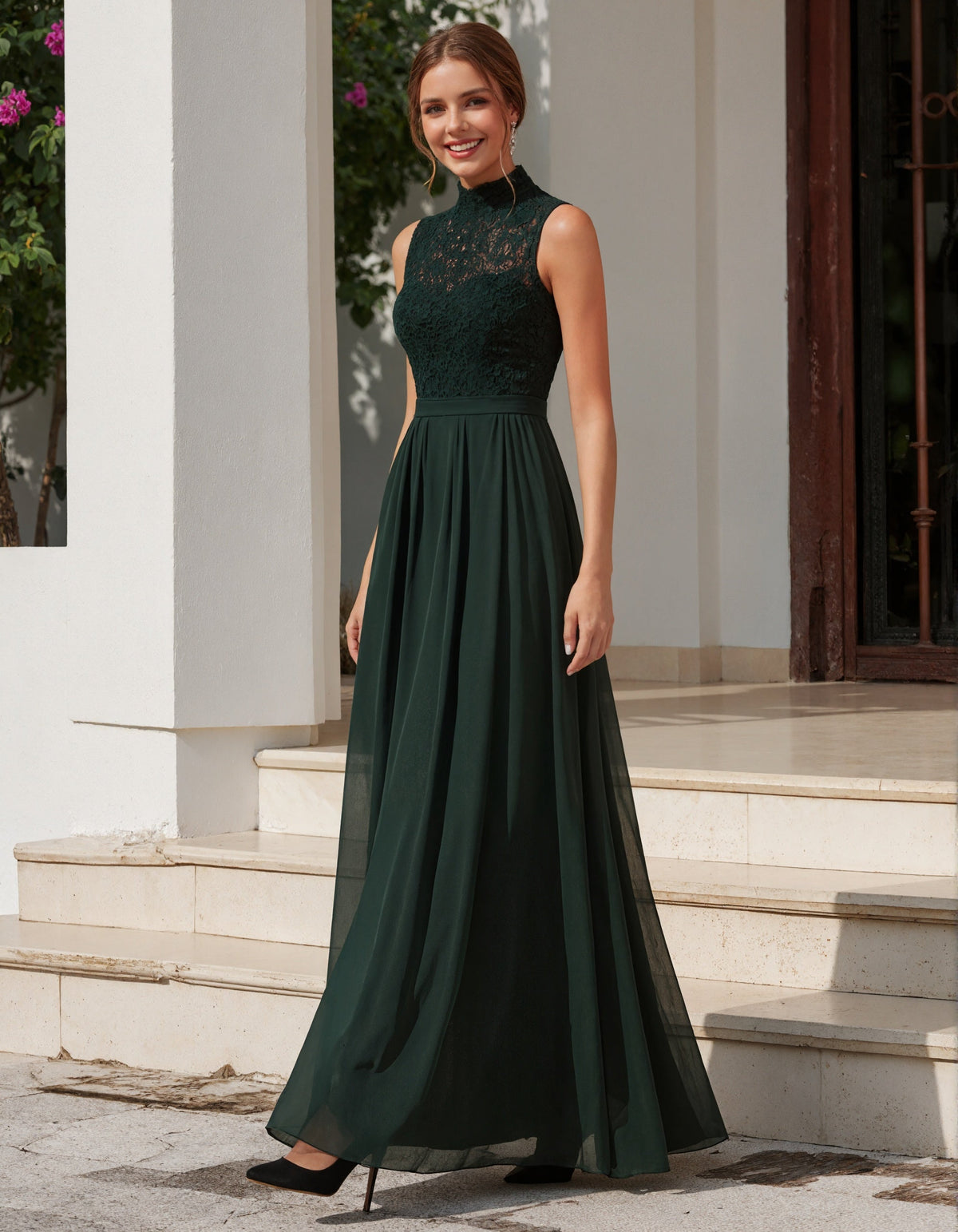 Vestido largo de cuello alto en encaje y chiffon verde oscuro