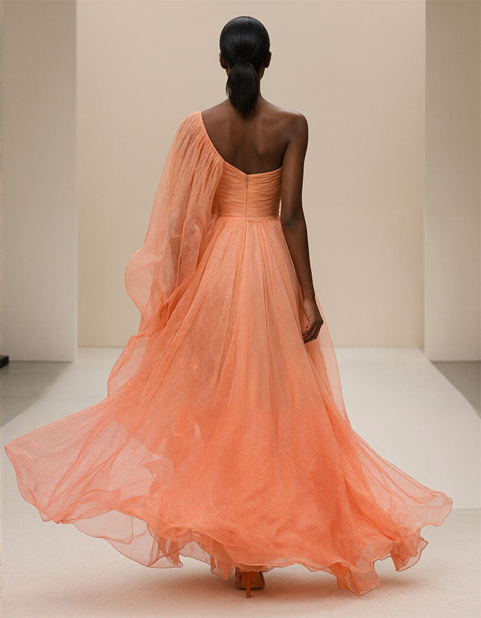 Vestido largo naranja de un hombro