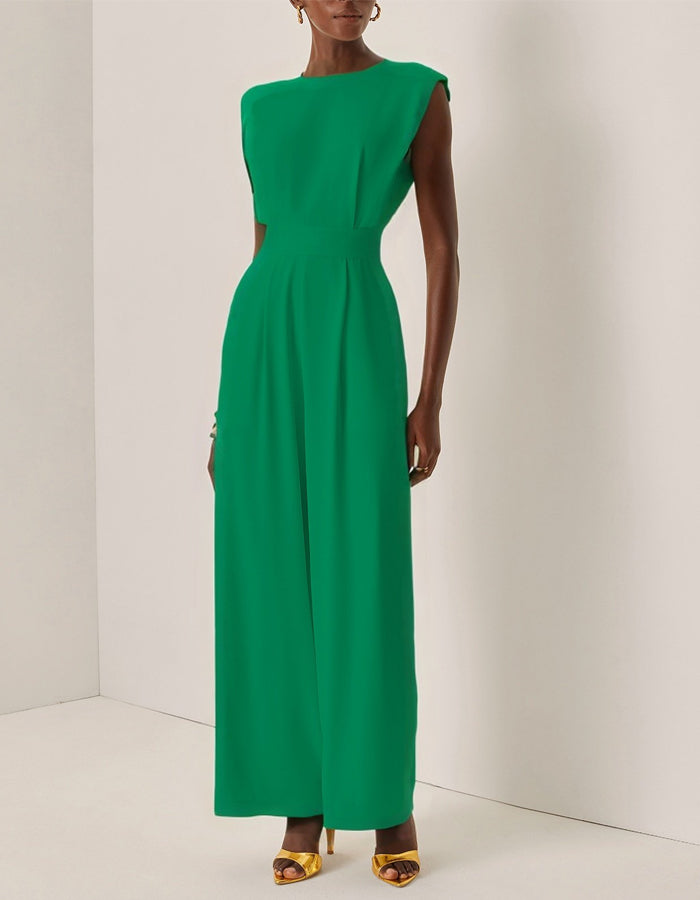 Mono verde con cuello redondo y hombreras acolchadas