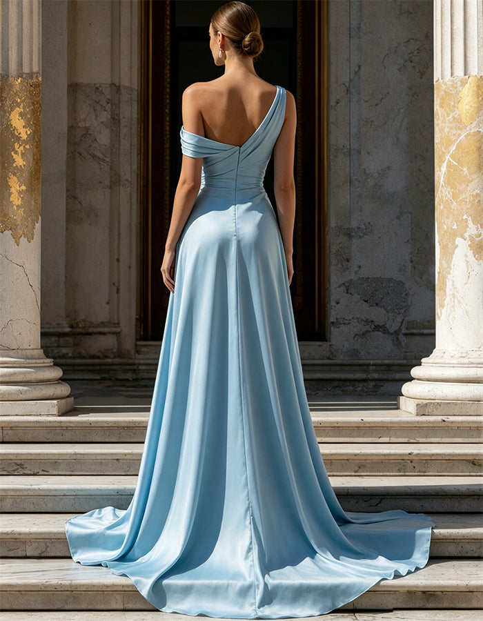 Vestido largo de satén azul cielo