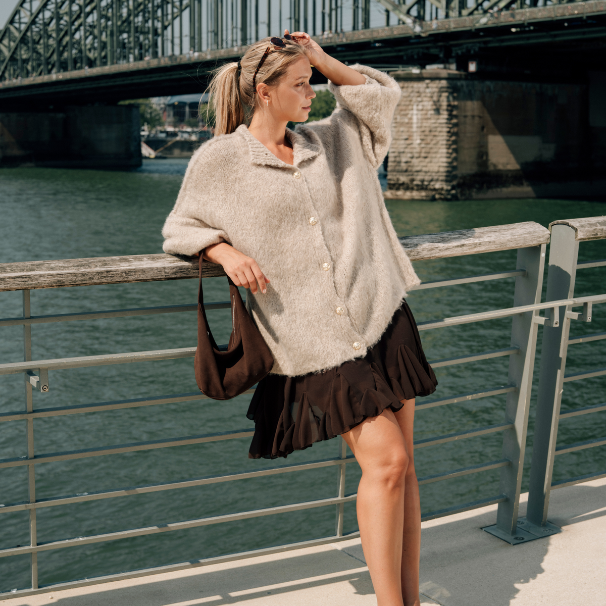 Rebeca ultrasuave de corte amplio «CozyGlam»