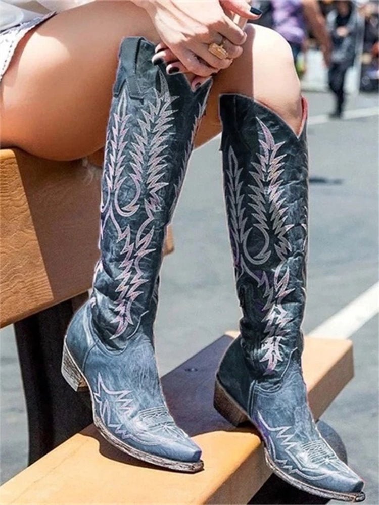 Botas mosqueteras western vintage con bordado