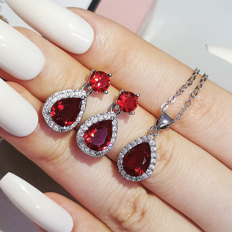 Set de collar y pendientes de circonitas