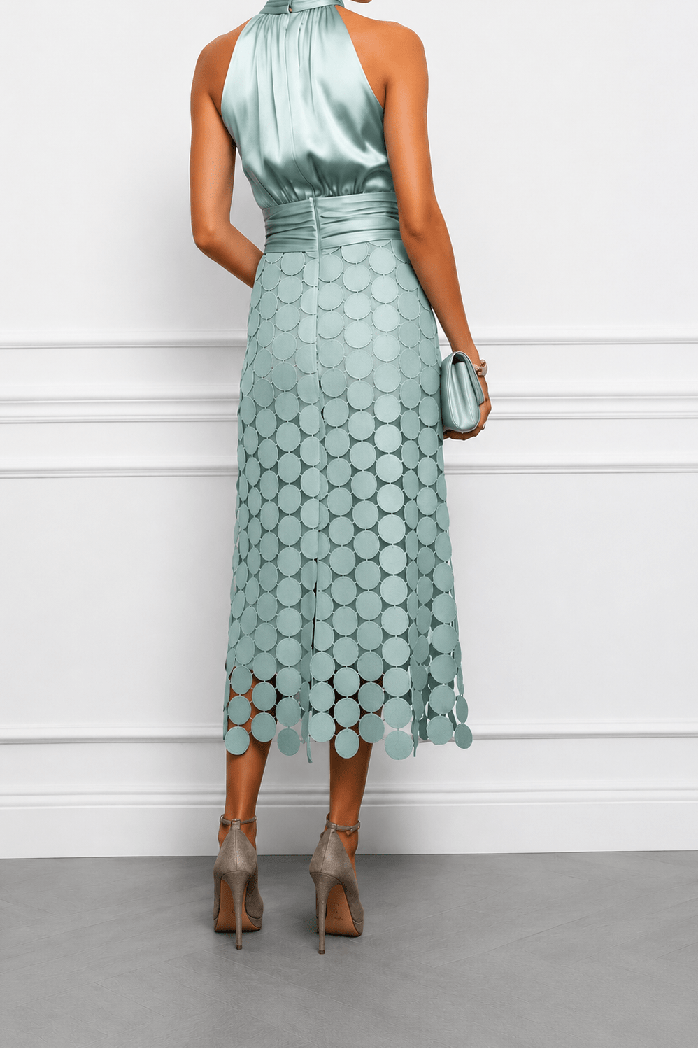 Vestido midi de ceremonia con escote halter