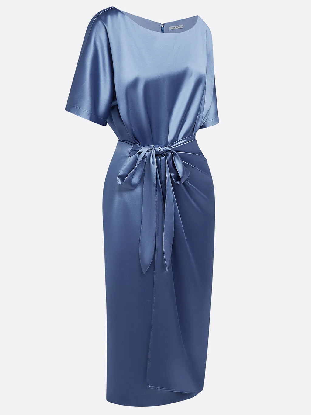 Vestido midi de satén azul con lazo en la cintura