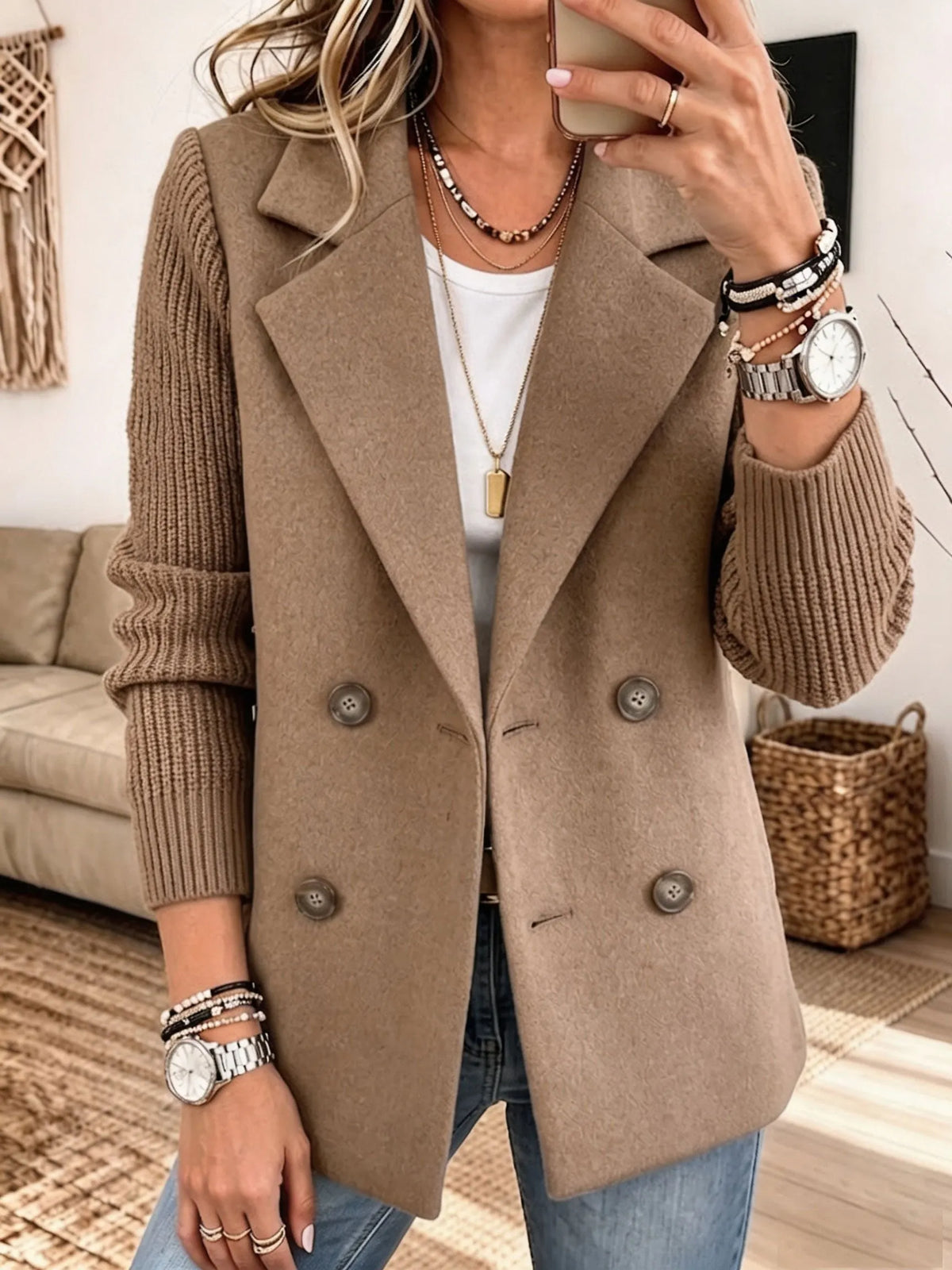 Blazer de mujer con mangas de punto — Elegante y cálido