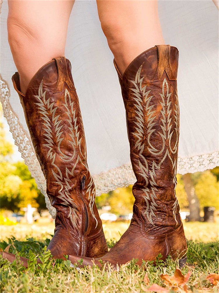 Botas mosqueteras western vintage con bordado