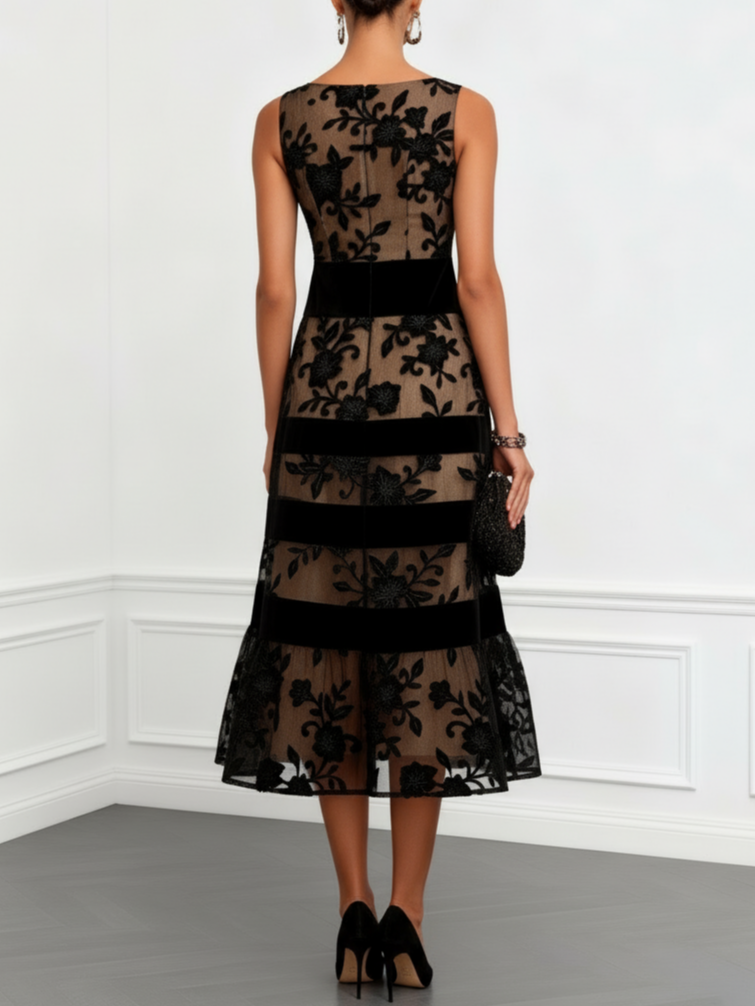 Vestido midi negro de malla floral