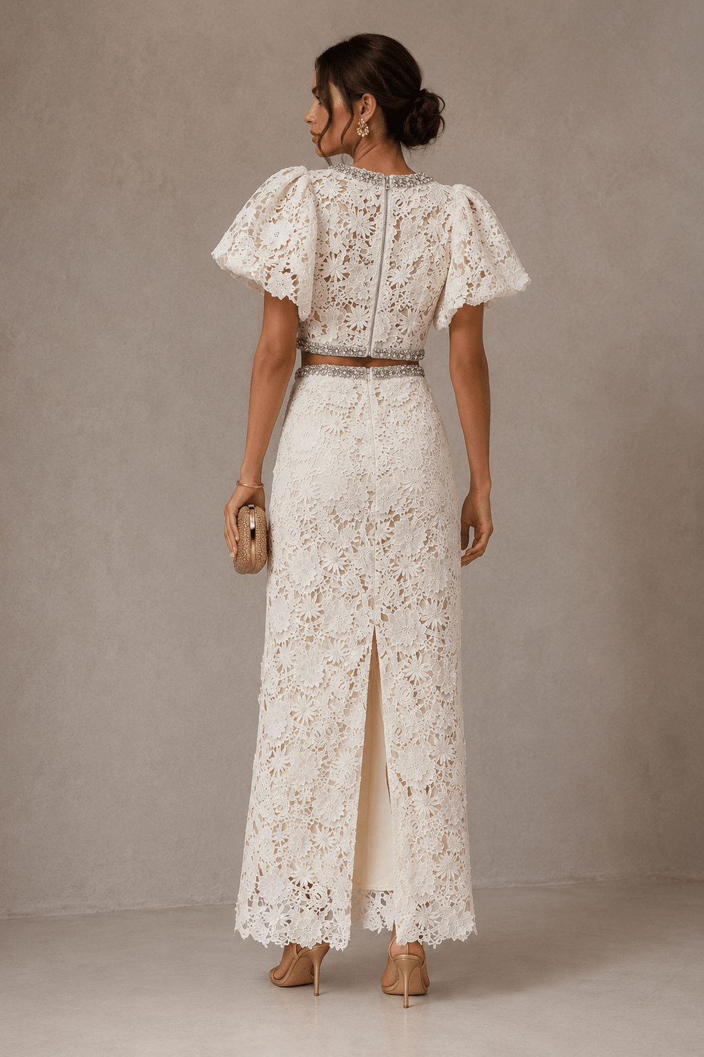 Conjunto couture de encaje floral