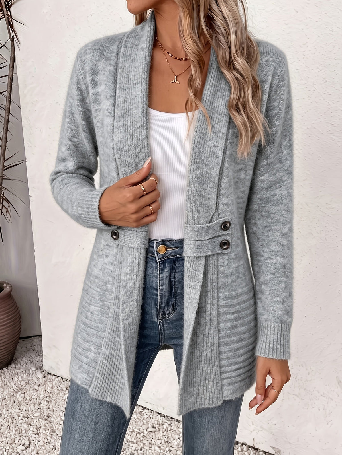 Elegante cárdigan de mujer: abertura delantera y cintura cosida