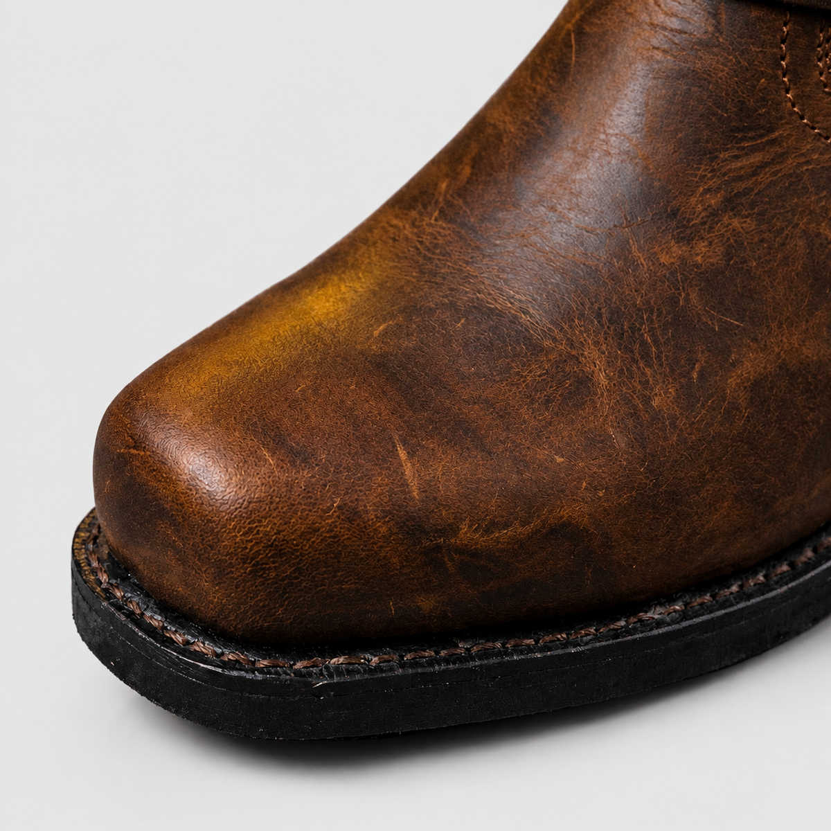 Chester | Botas de piel a media caña con hebillas