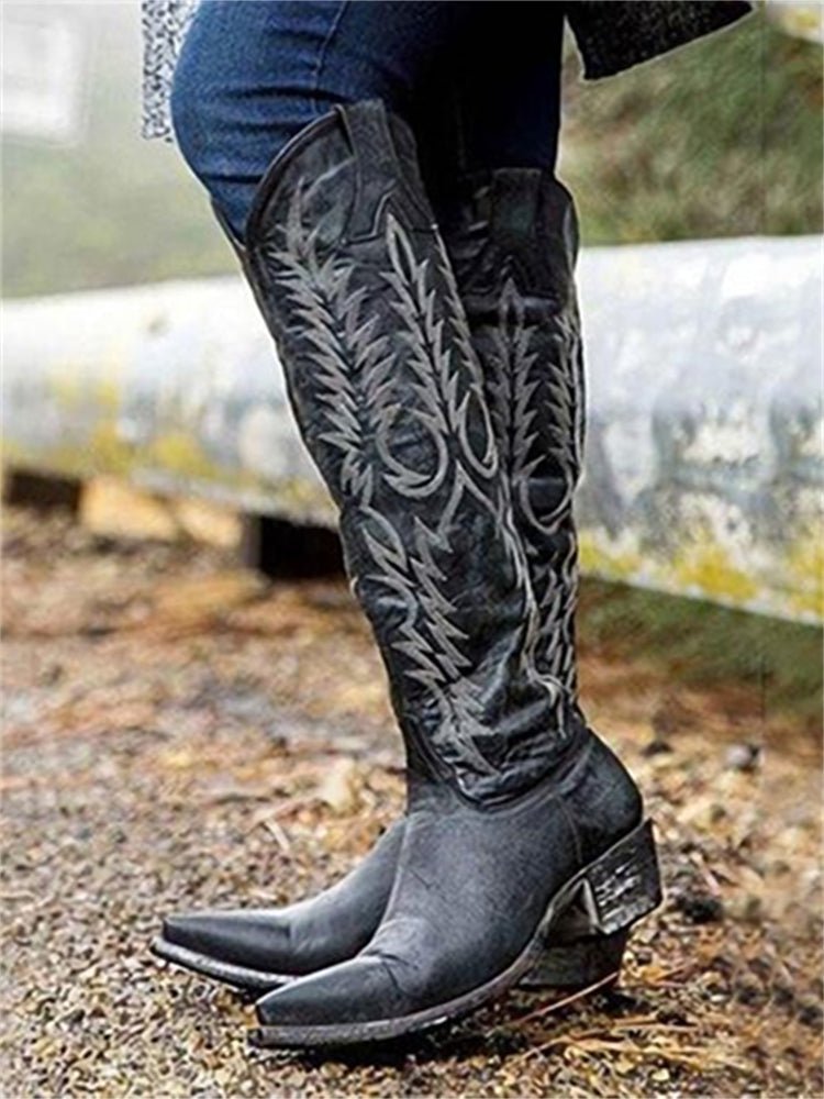 Botas mosqueteras western vintage con bordado