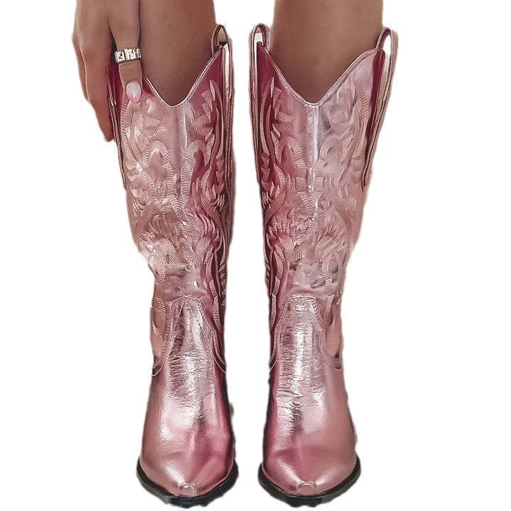 Botas western con punta y tacón grueso