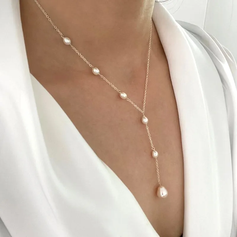 Collar colgante con perla Capucine