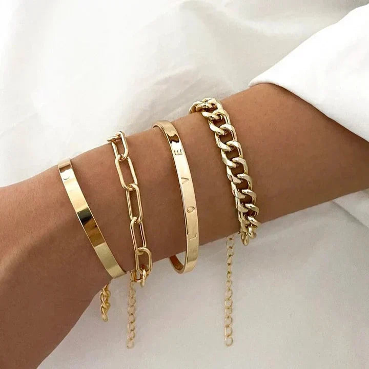 Set de 4 pulseras doradas Simone