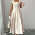 Vestido largo elegante de corte en A con escote cuadrado