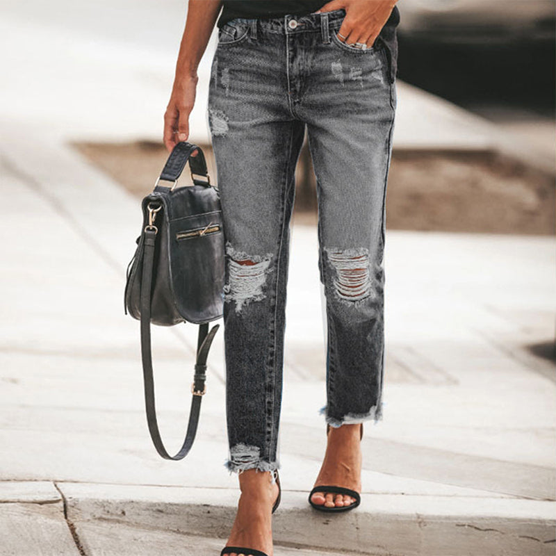 Vaqueros de mujer estilo retro con rotos